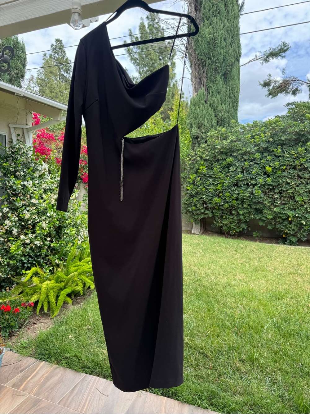 Zara Black One-Shoulder Dress with Chain Accent